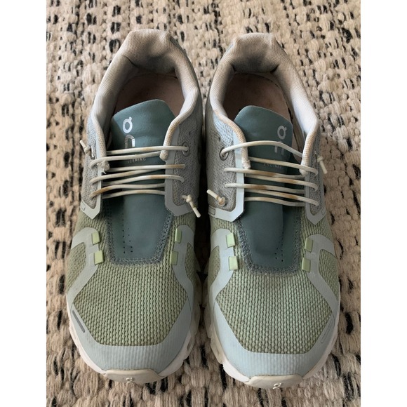 On Cloud 5 Women Running Shoes Athletic Athleisure activewear Sneakers 7.5 - Picture 5 of 8